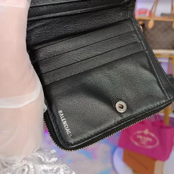 Balenciaga Black White Logo Leather Compact Wallet Women’s Men’s - Picture 5 of 10